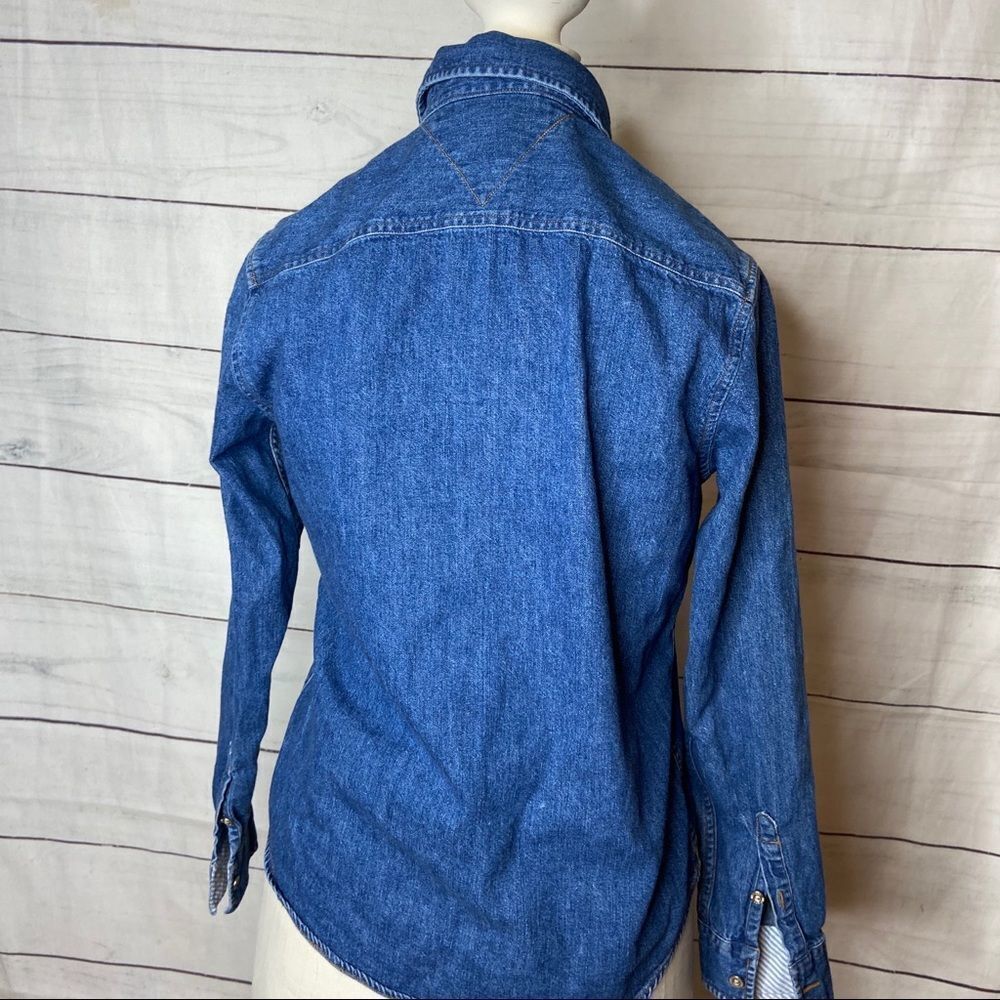 Tommy Hilfiger denim button up size small - Picture 5 of 8